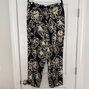 RACHEL Rachel Roy Black and Cream Floral Joggers